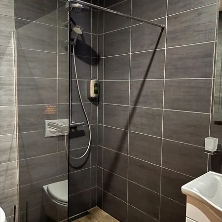 شقة Spa Apartmani